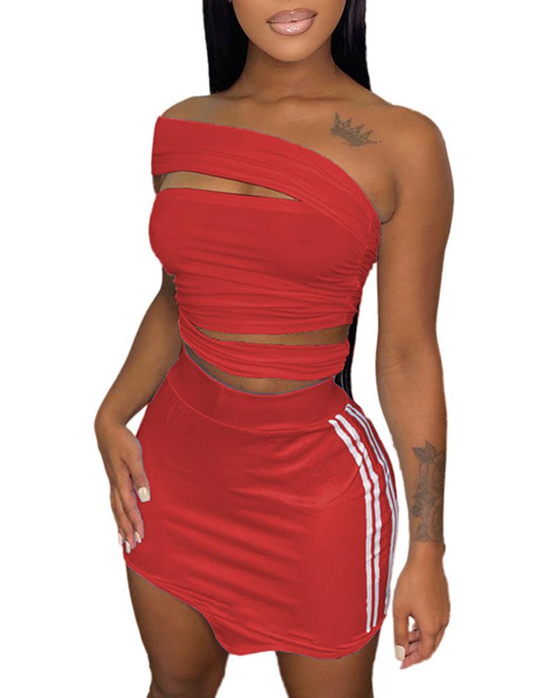 

Off Shoulder Cutout Top & Striped Print Skirt Set, Red