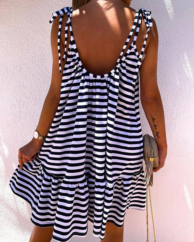 

Striped Print Spaghetti Strap Tied Detail Ruched Dress, Black