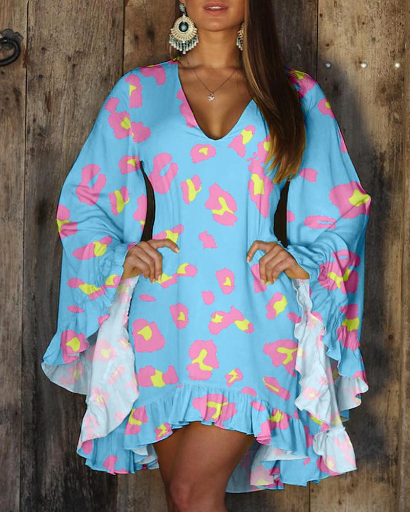 

Pink Leopard Print Ruffles Bell Sleeve Casual Dress, Lighted blue