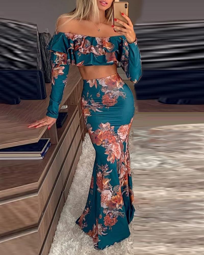 

Off Shoulder Floral Print Ruffles Top & Skirt Set, Light blue