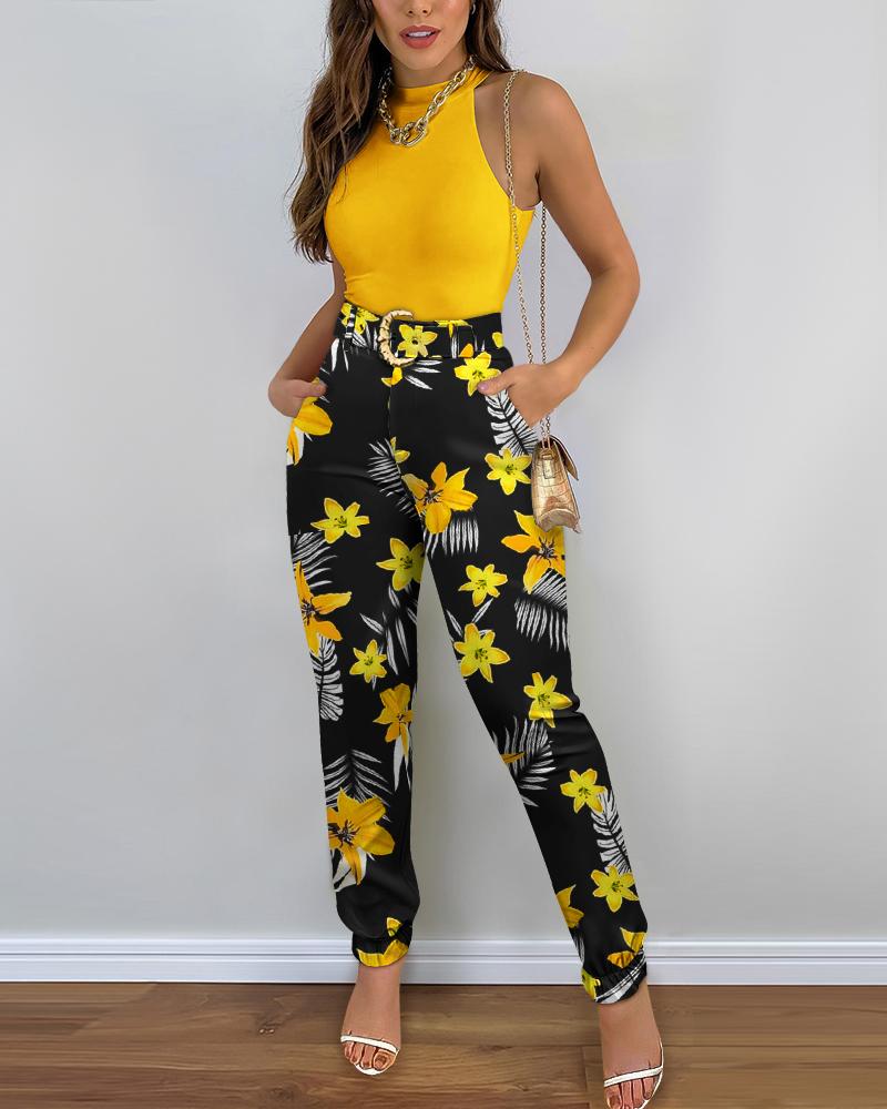 

Tank Top & Tropical Print Cuffed Pants Set, Yellow