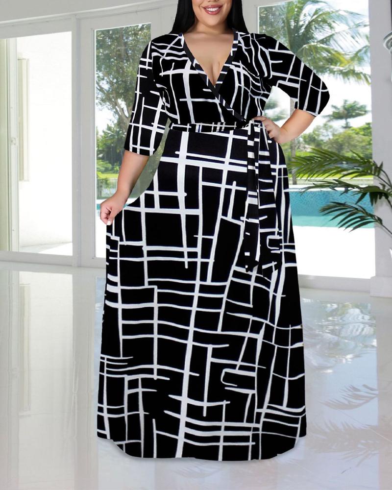 

Plus Size Geometric Print Belted Wrap Maxi Dress, Black