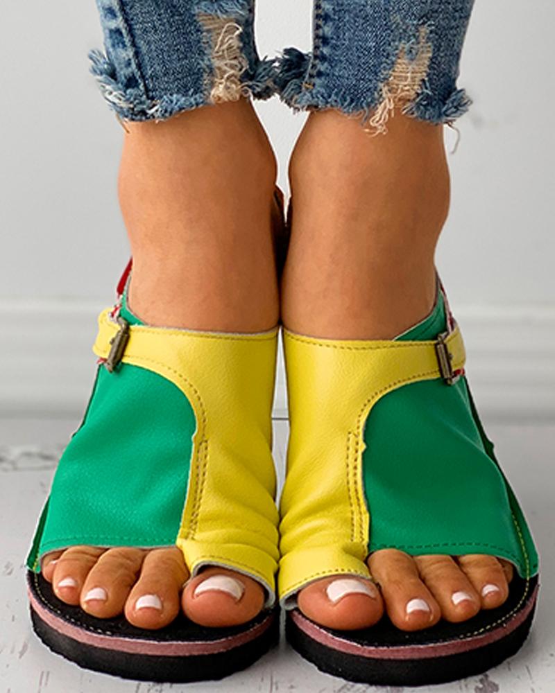 

Colorblock Buckled Toe Ring Flat Sandals, Green