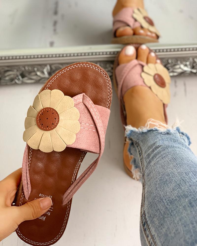 

Toe Post Flower Design Flat Sandals, Pink