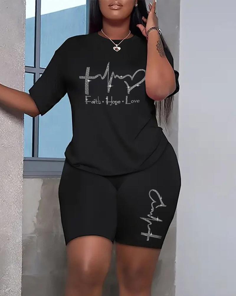 

Plus Size Rhinestone Faith Hope Love Pattern Top & Shorts Set, Black