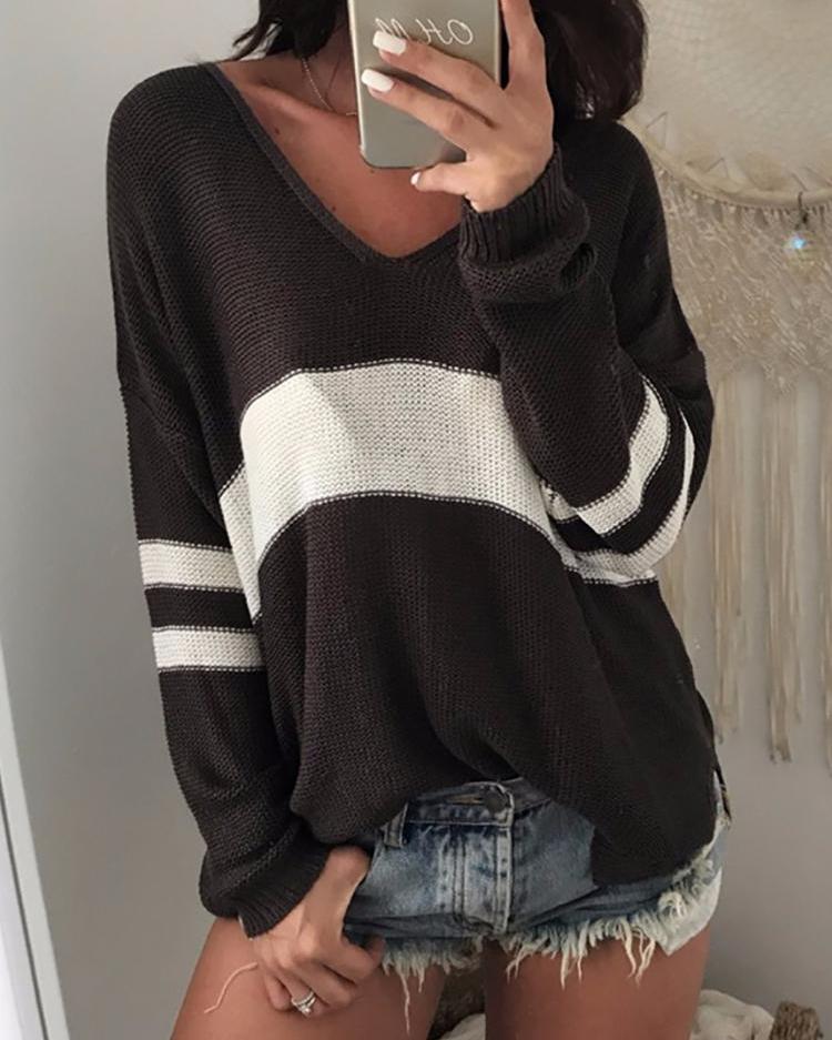 

Contrast Stripes Deep V Loose Sweater, Black