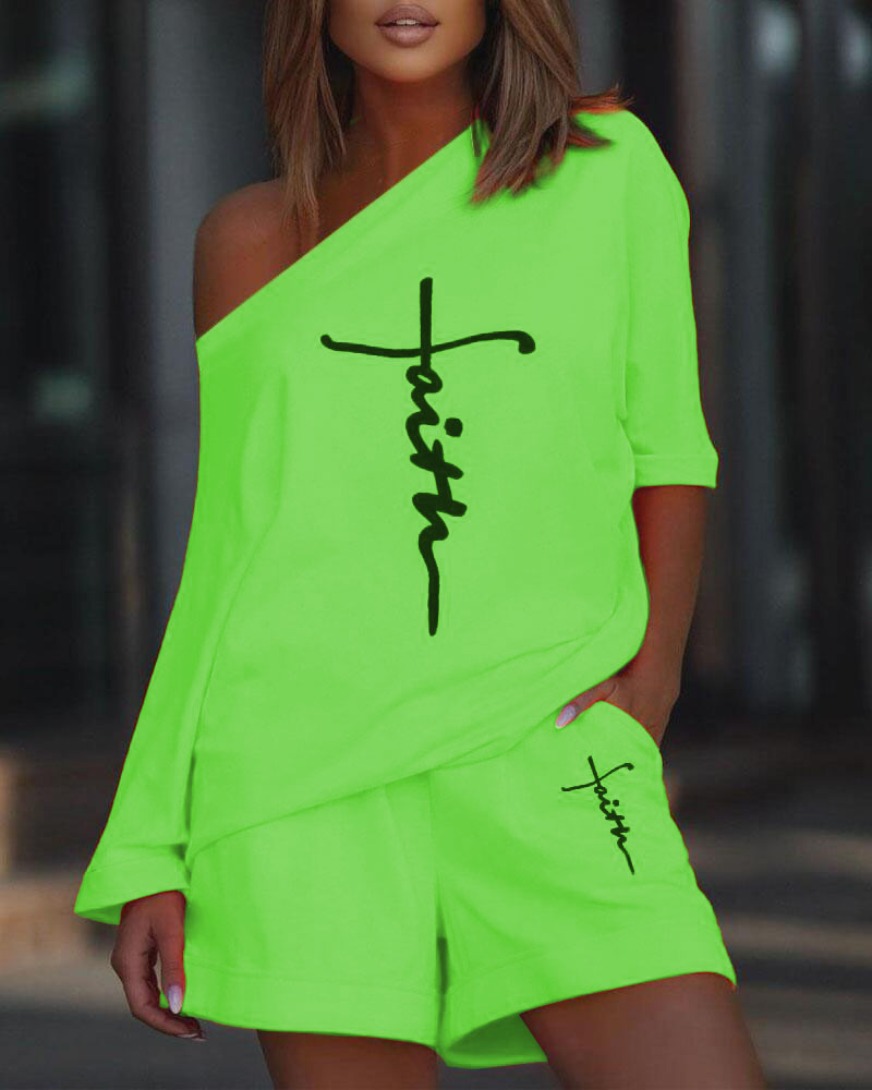 

Letter Print Casual Top & Shorts Set, Green
