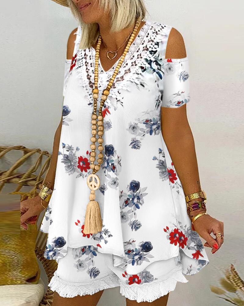 

Floral Print Cold Shoulder Flowy Top & Shorts Set, White