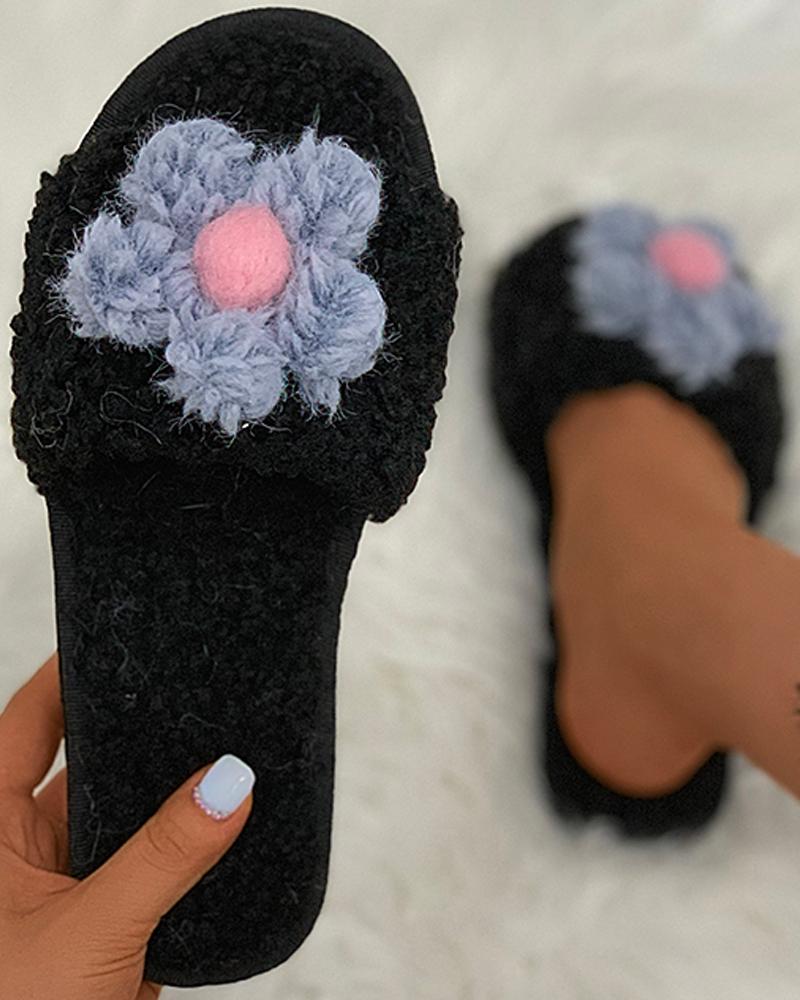 

Floral Pattern Fluffy Slippers, Black