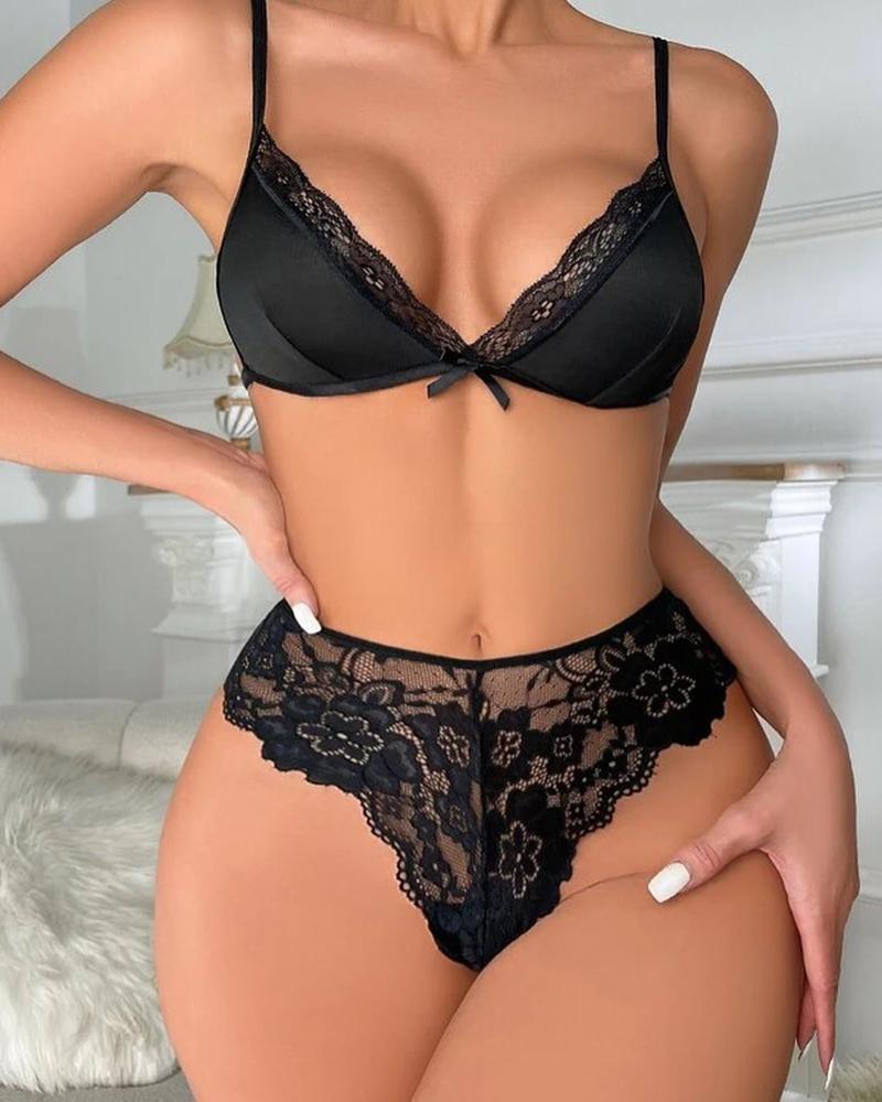 

Bowknot Decor Cutout Crochet Lace Lingerie Set, Black