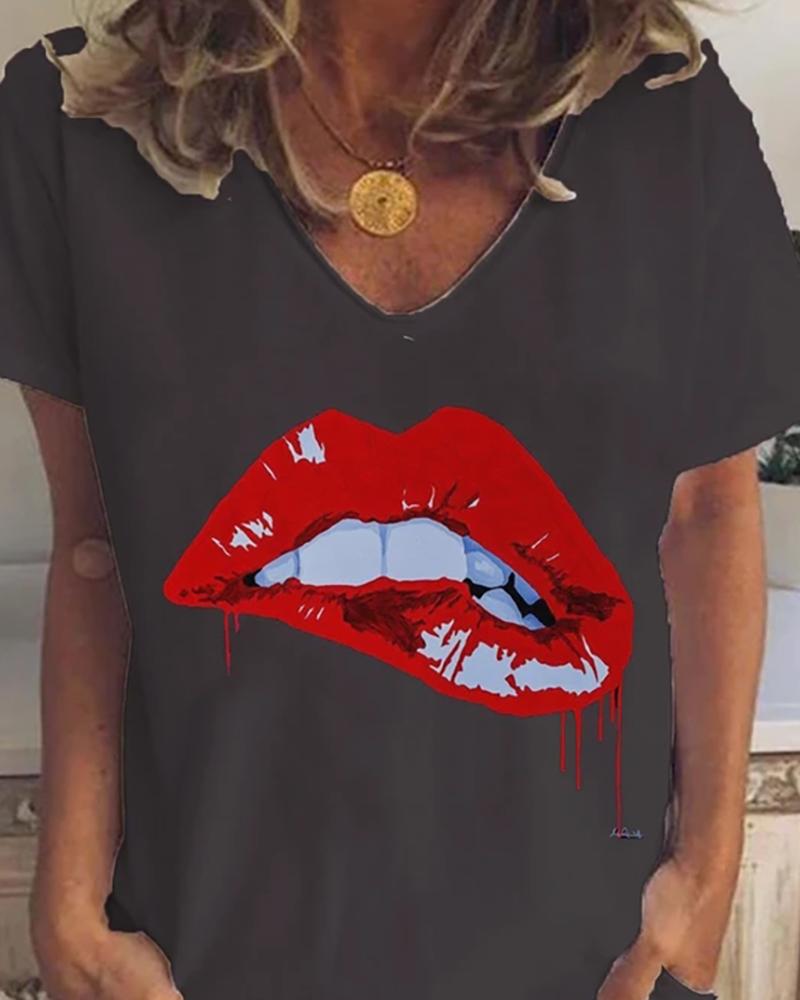 

Lip Print V-neck Short Sleeve Casual T-shirt, Black