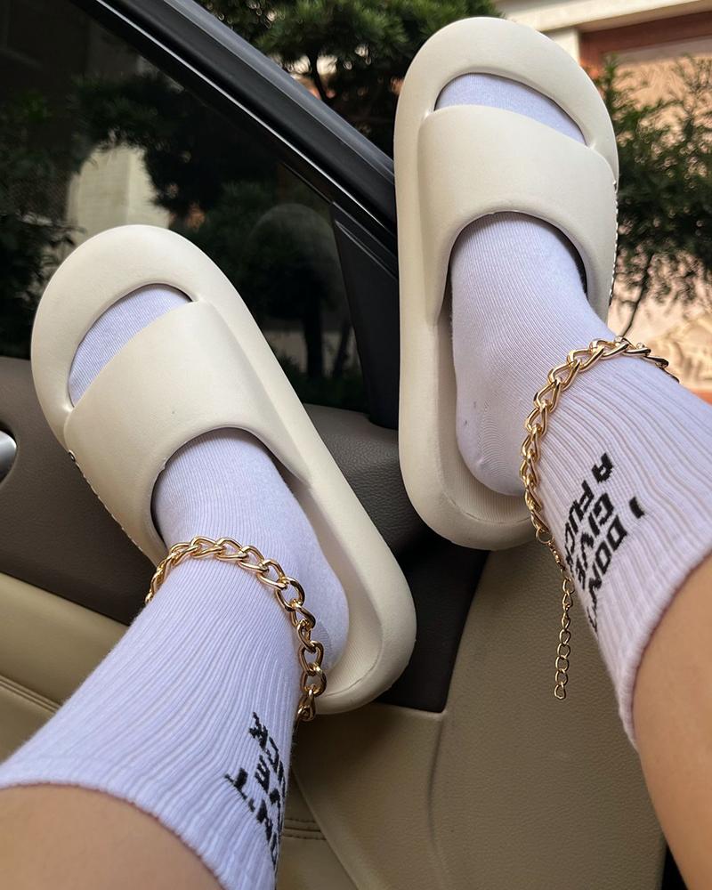 

Letter Pattern Round Toe Slippers, Beige