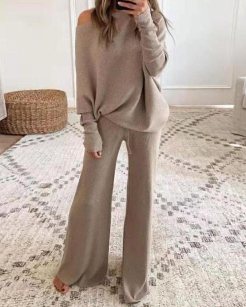 

Round Neck Long Sleeve Top & Bootcut Pants Set, Khaki