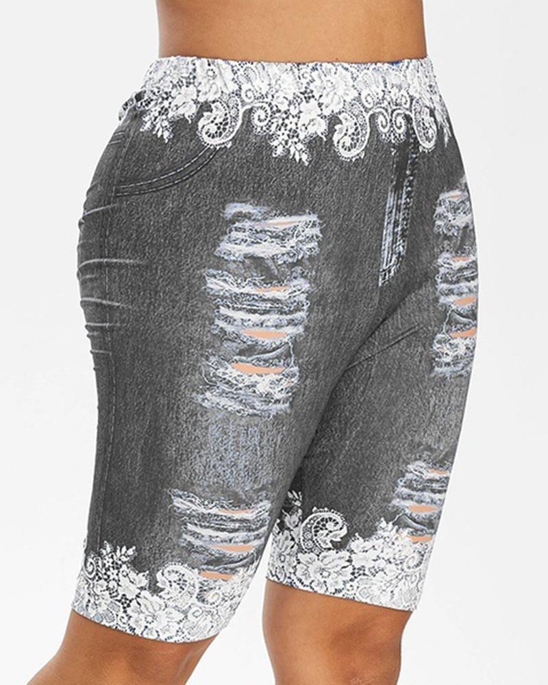 

Plus Size Floral Denim Look Print Ripped High Waist Shorts, Gray