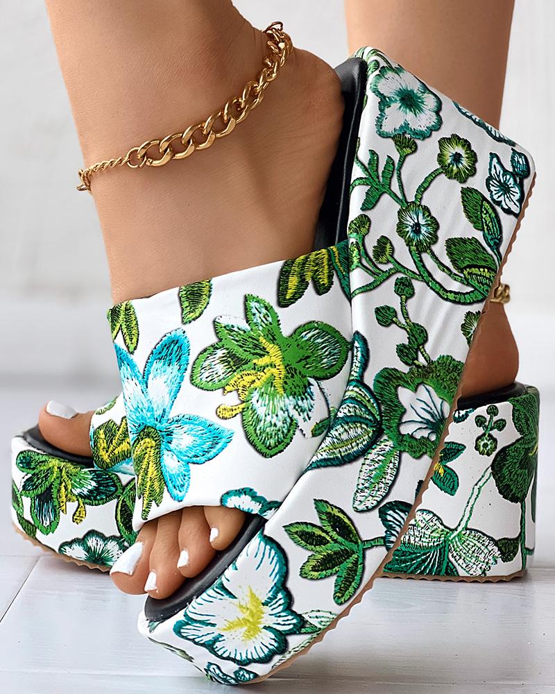 

Floral Embroidery Wide Strap Wedge Slippers, Green