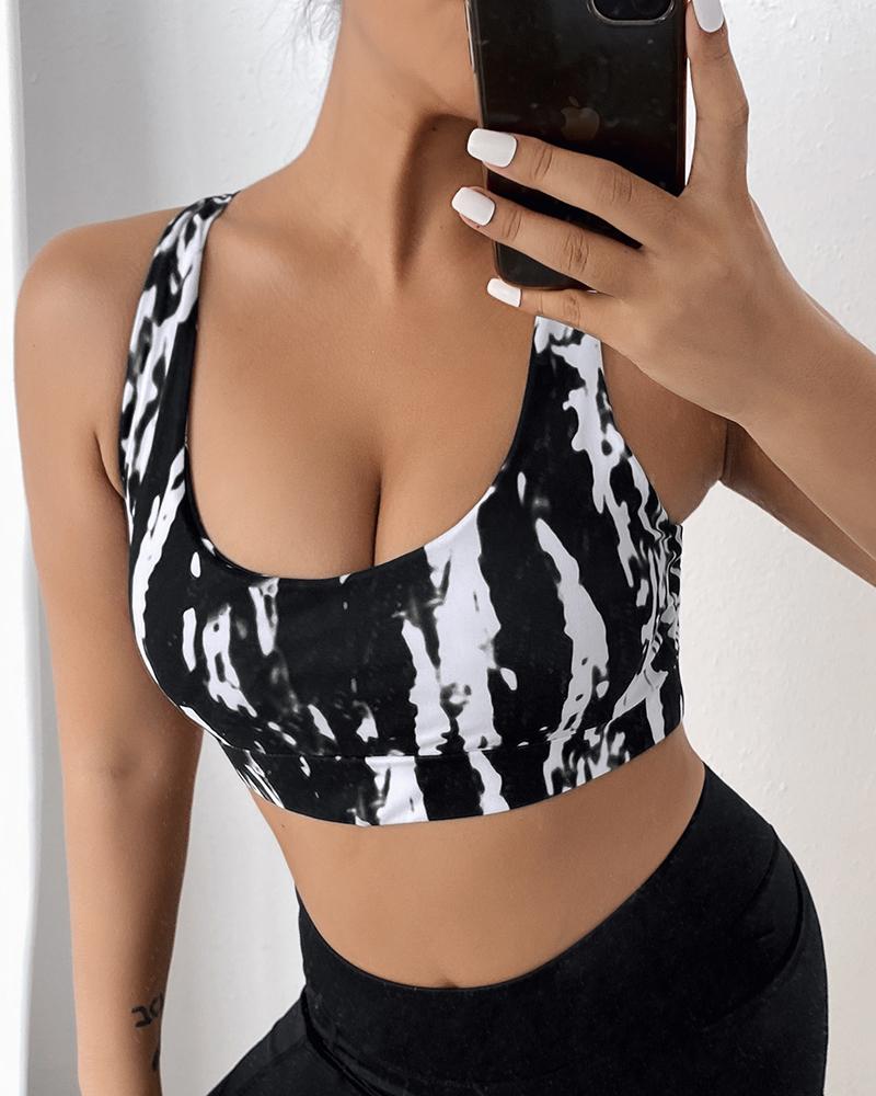 

Abstract Print Crisscross Backless Active Tops, Black&white