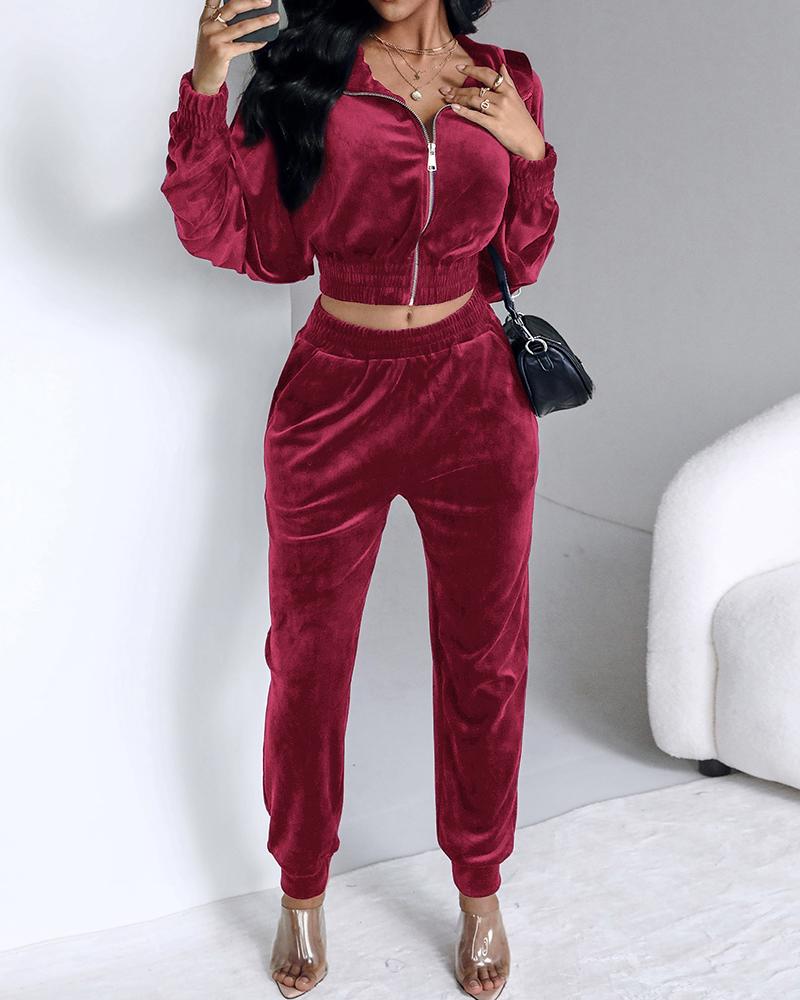 

2 Piece Velvet Lounge Outfits Zip Up Crop Sweatshirt and Cuffed Sweatpants with Pockets, Wine red