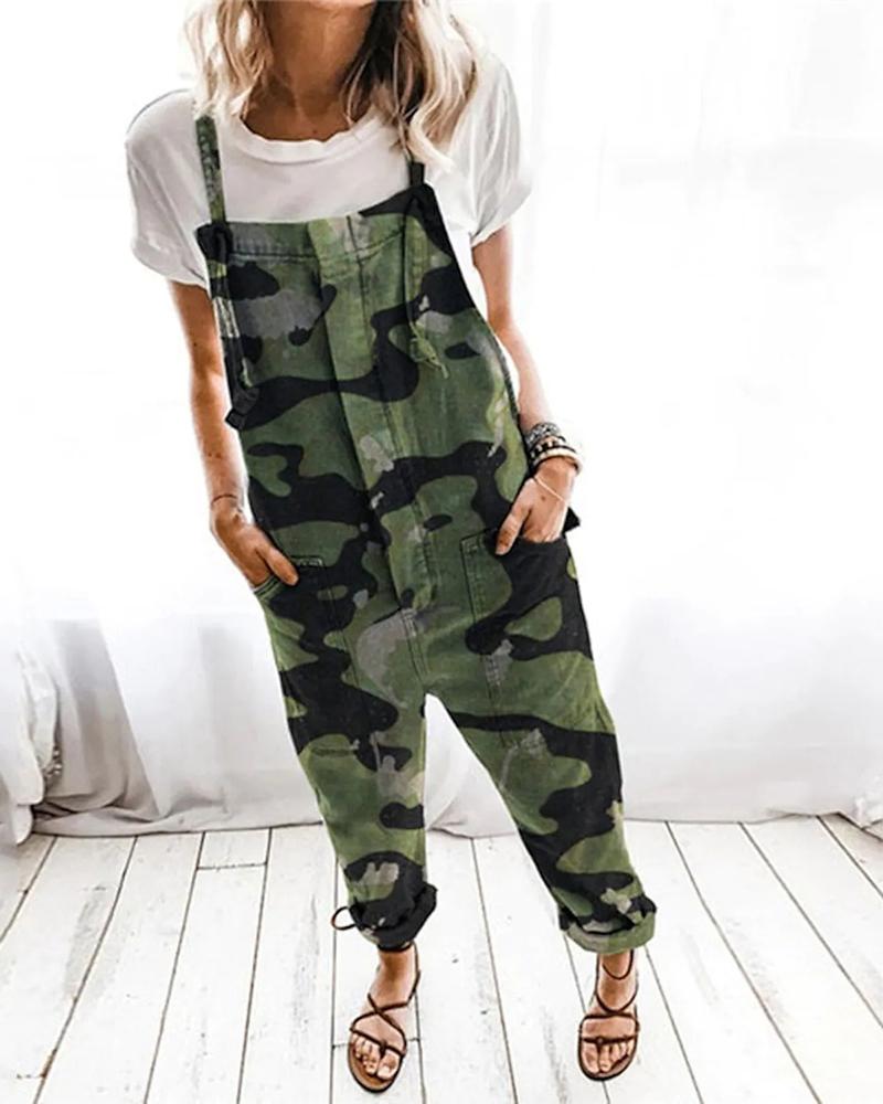 

Camouflage Print Suspender Pocket Design Jumpsuit, Army green