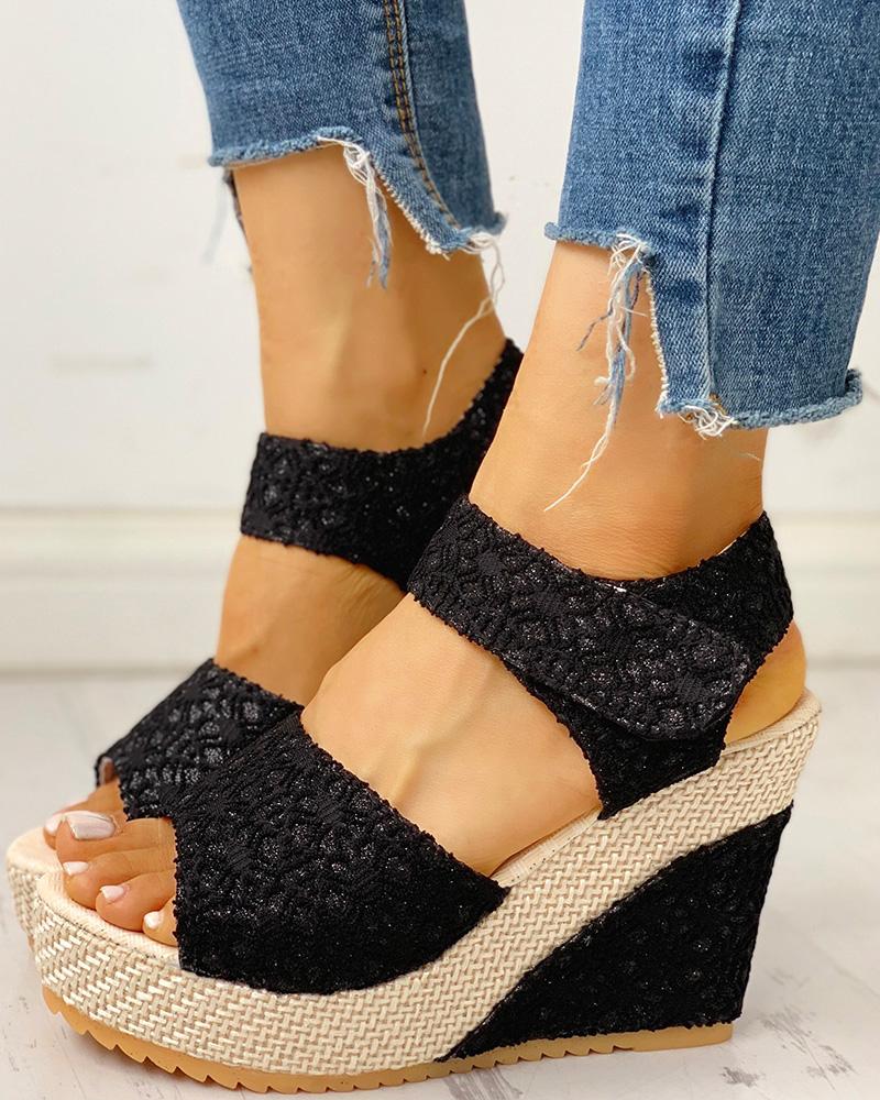 

Lace Spliced Peep Toe Platform Wedge Sandals, Black