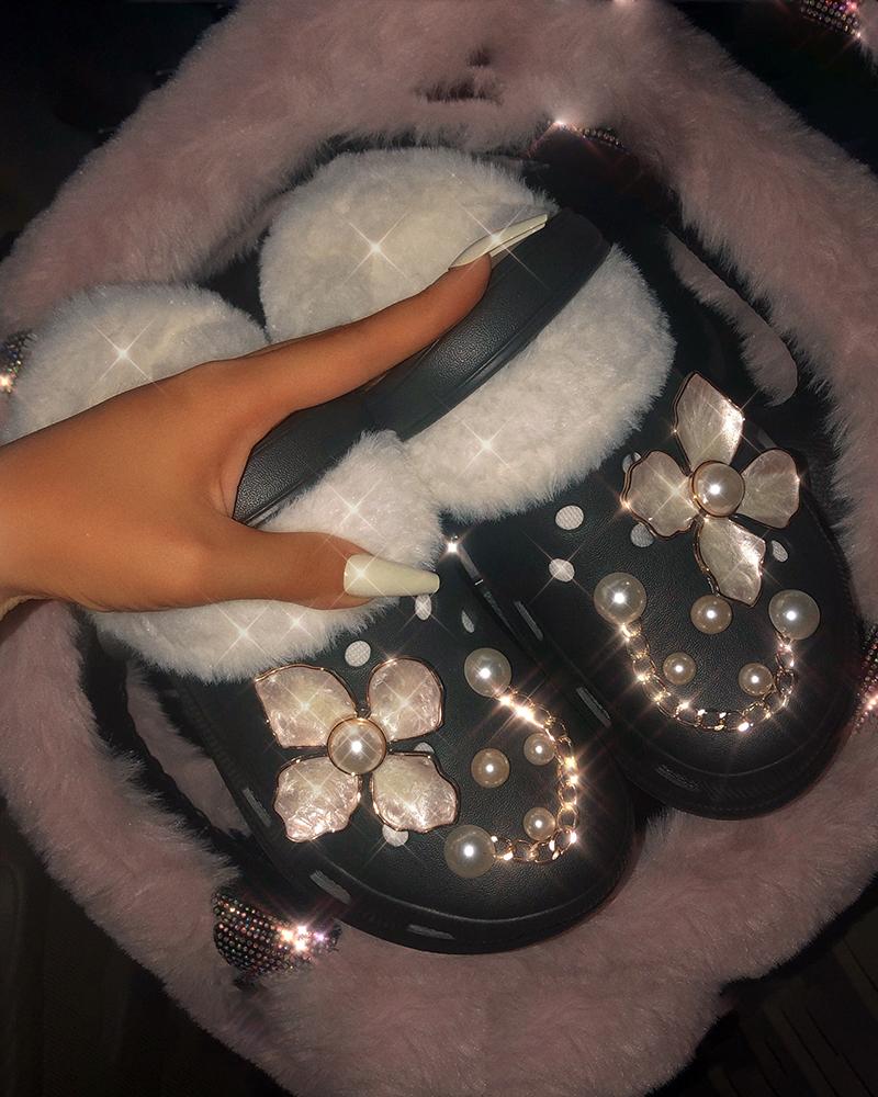 

Chain Floral Pattern Beaded Fluffy Clogs, Black