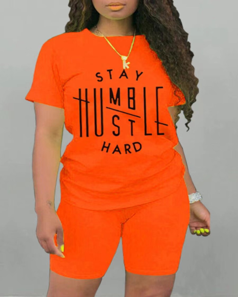 

Letter Print Slit T-shirt & Plain Skinny Shorts Set, Orange