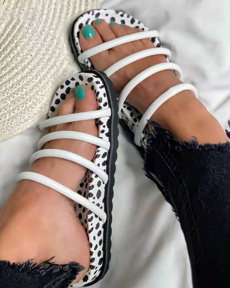 

Contrast Paneled Round Toe Casual Slippers, White