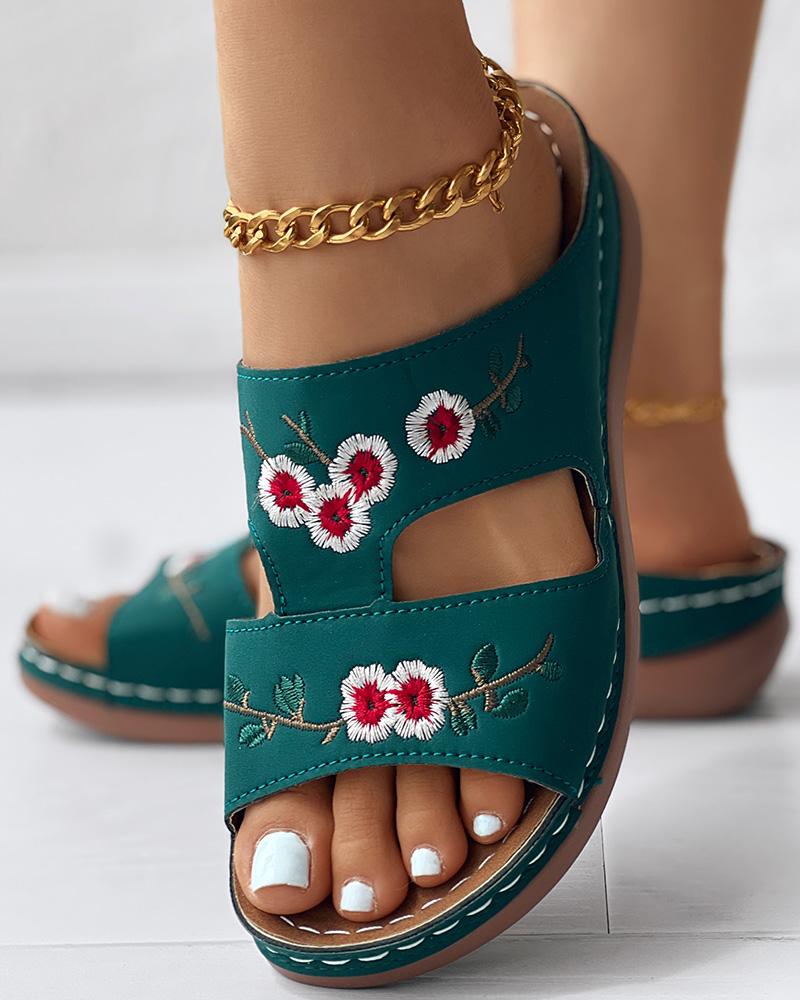 

Floral Embroidery Hollow Out Wedge Slippers, Green