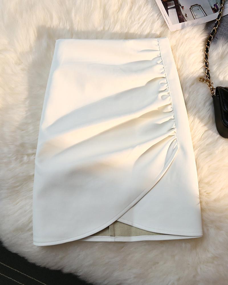 

Ruched PU Leather Zipper Design Skirt, White