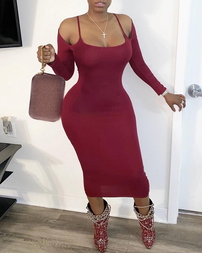 

Cold Shoulder Solid Long Sleeve Fitted Dress, Wine red