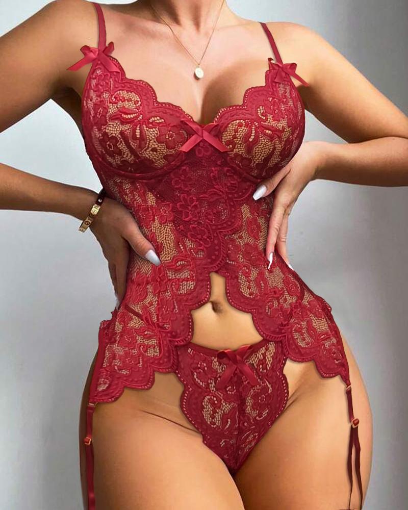 Ensemble de lingerie en dentelle à bretelles fines et nœud papillon