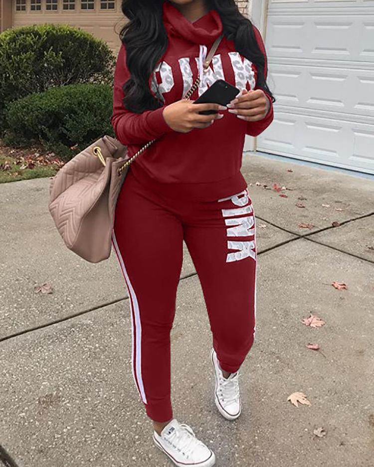 

Plus Size Letter Print Casual Sweatshirt Sets, Wine red