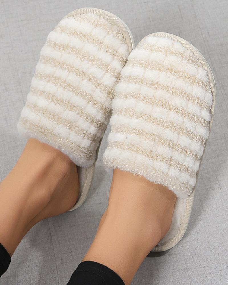 

Striped Pattern Round Toe Fuzzy Slippers, Beige