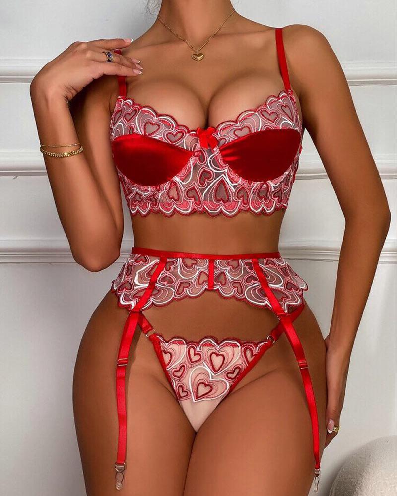 

Heart Pattern Crochet Lace Cutout Garter Lingerie Set, Red