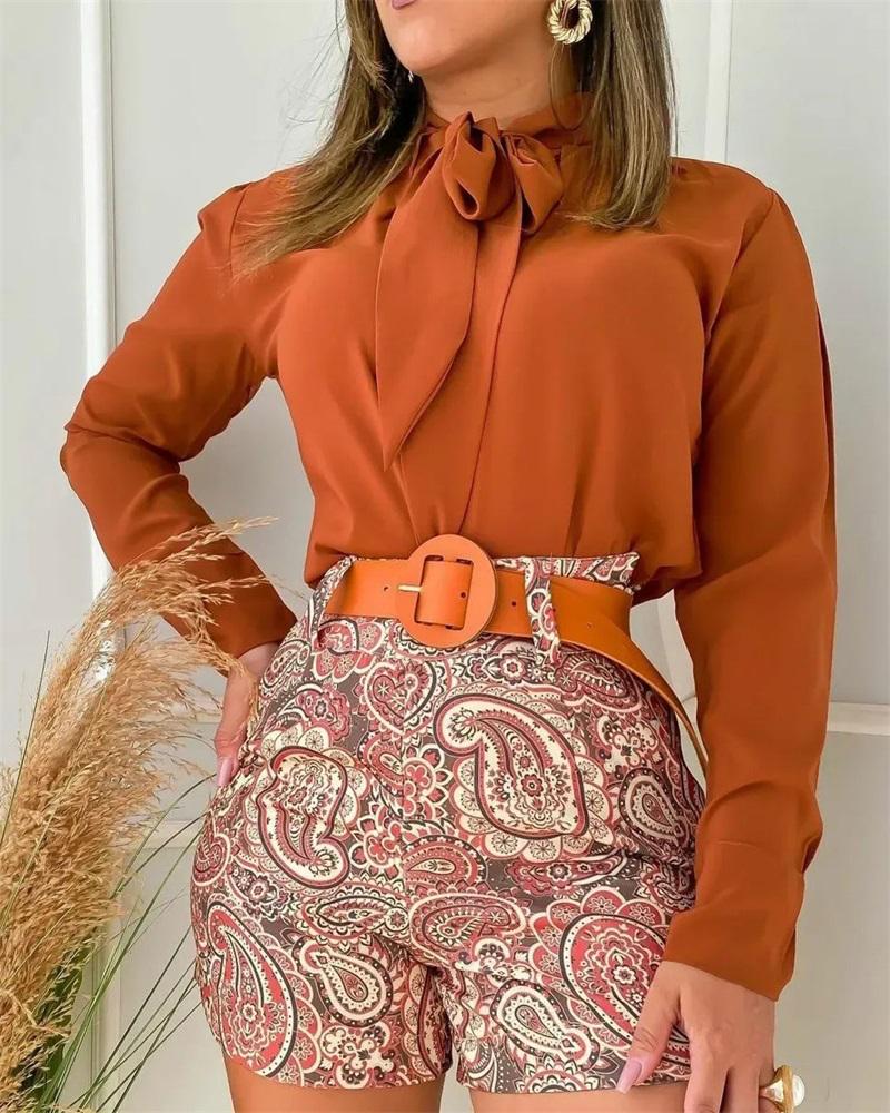 

Tie Neck Long Sleeve Top & Paisley Print Shorts Set With Belt, Brown