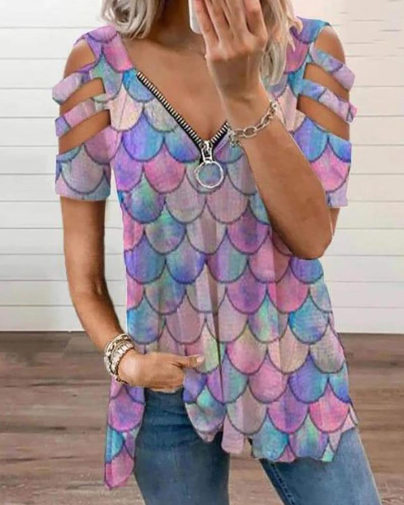 

Scale Pattern Print Colorblock Zip Front Cutout T-shirt, Purple