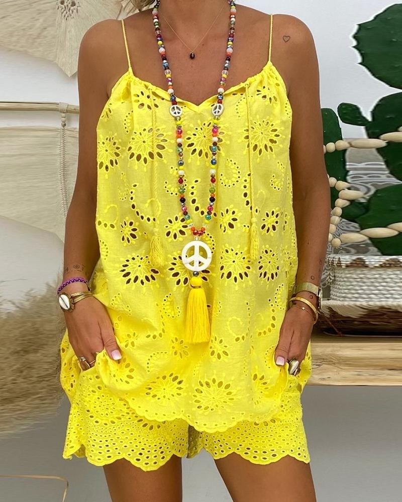 

Eyelet Embroidery Tassel Top & Shorts Set, Yellow