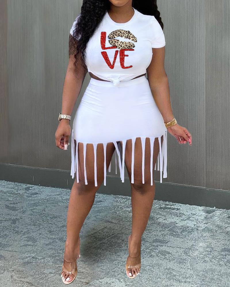 

Lip Letter Print T-shirt & Tassel Design Skirt Set, White