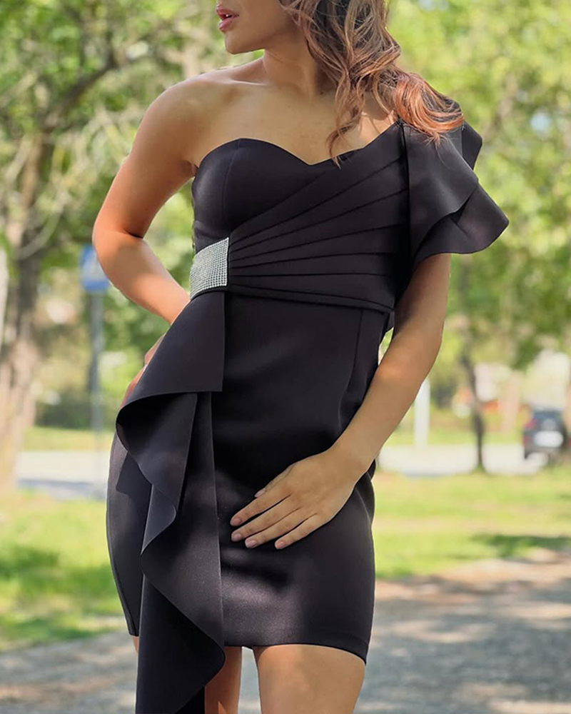

Robe courte moulante asymétrique à volants et à une épaule, élégante, avec ceinture à strass et paillettes, Black