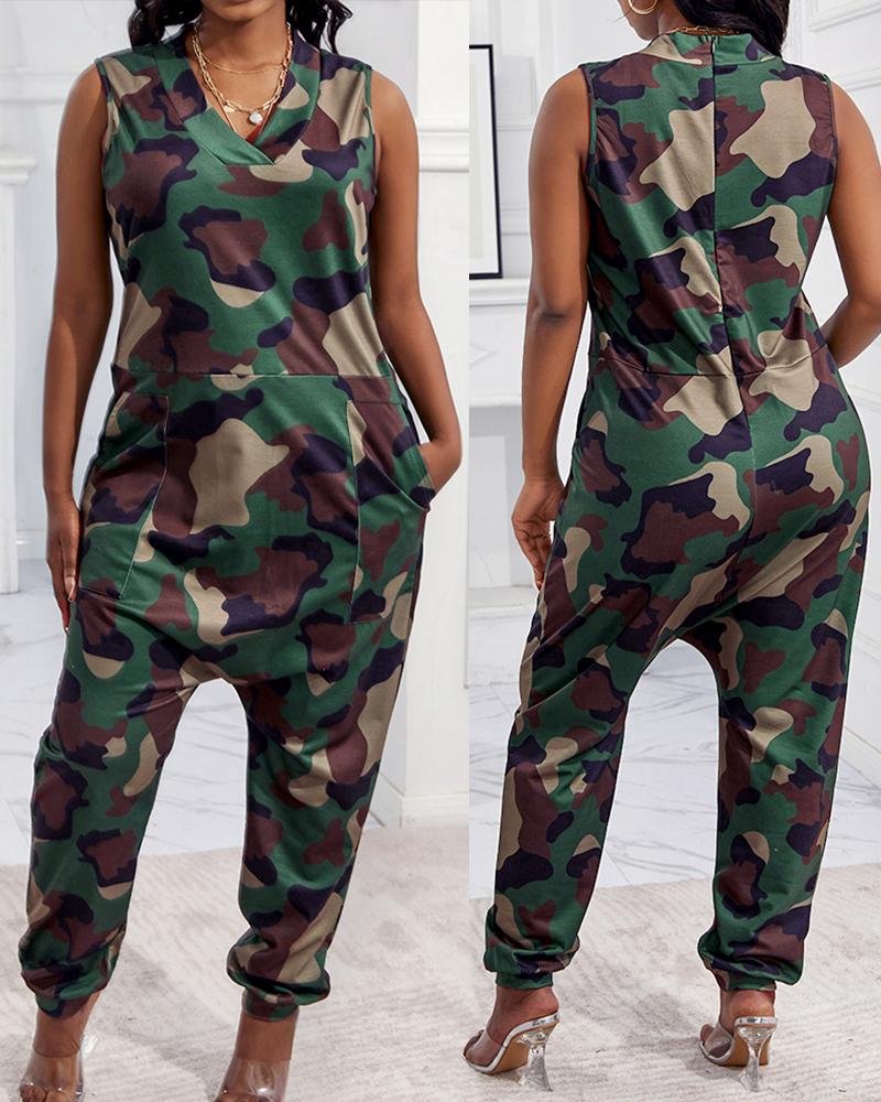 

Camouflage Sleeveless Pocket Design V-Neck Jumpsuit, Camoflage