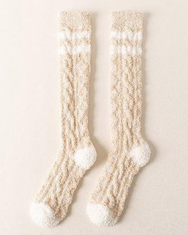 

1Pair Contrast Paneled Over The Calf Fluffy Tube Socks, Khaki