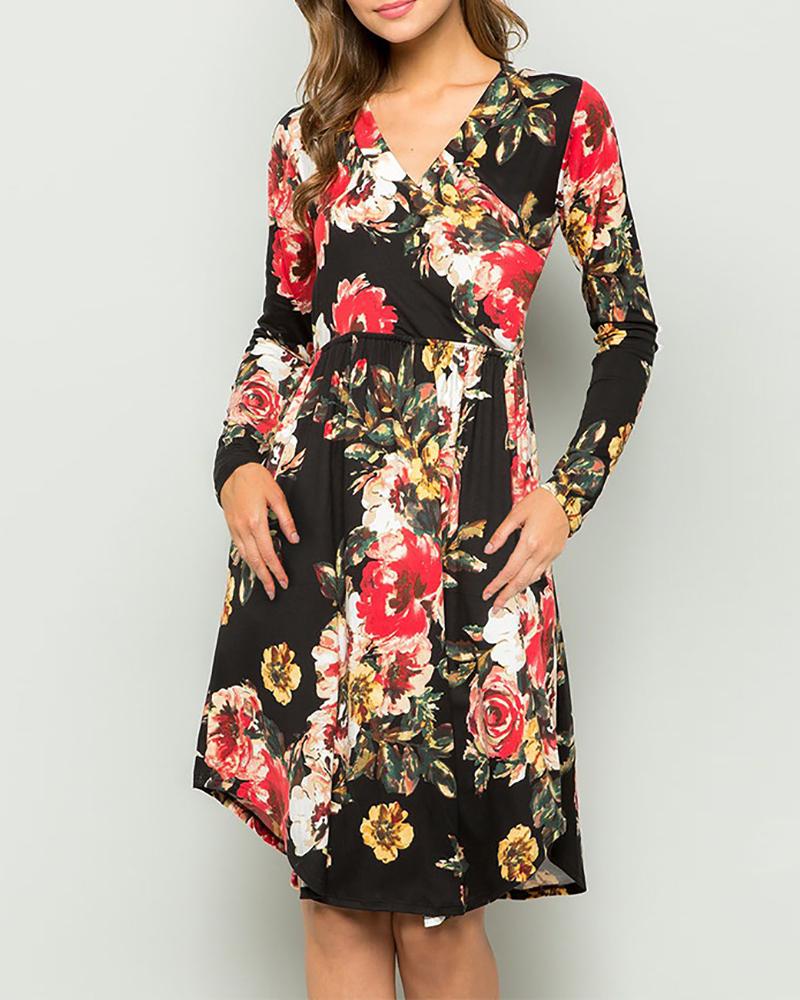 

Ruched V Neck Long Sleeve Floral Print Dress, Black