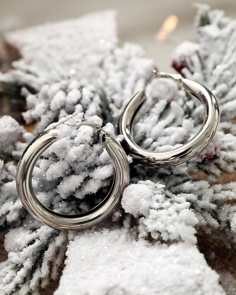 

Hollow Out Geometric Hoop O-Ring Earrings, Gold