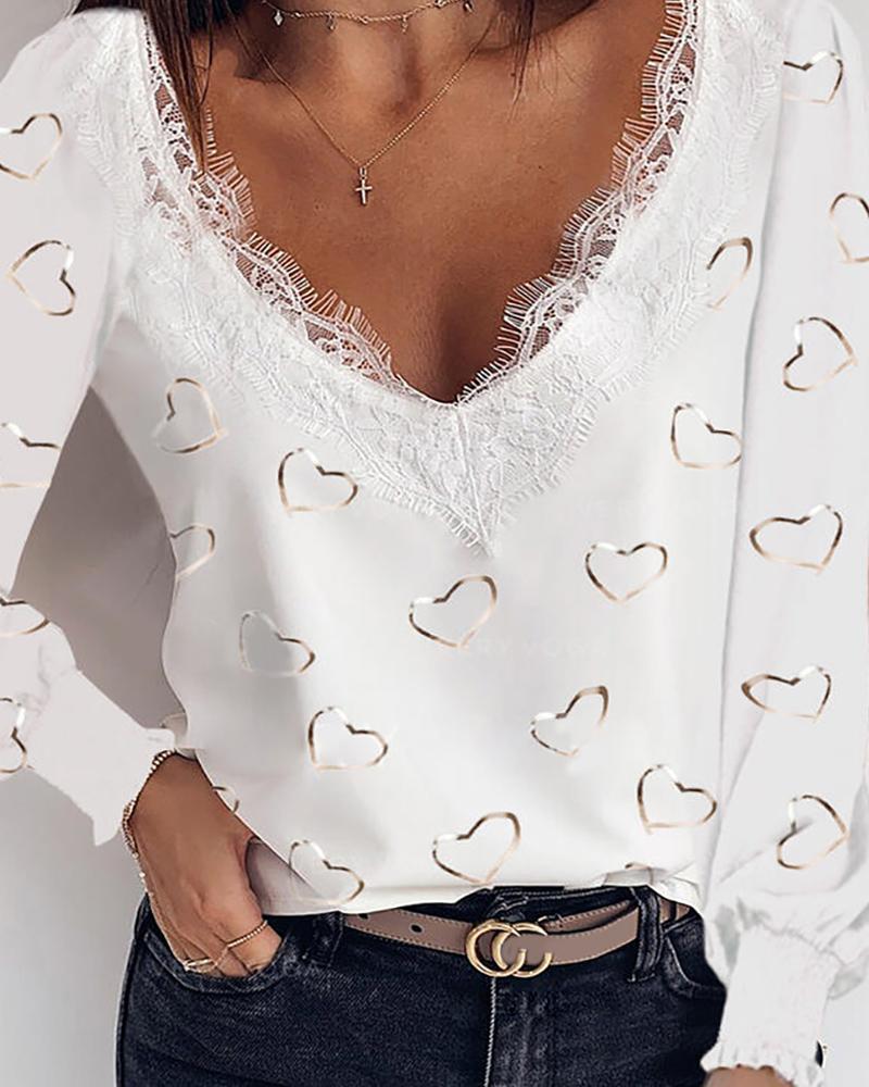

Long Sleeve Eyelash Lace Trim Heart Print Top, White