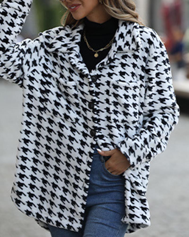 

Houndstooth Pattern Buttoned Fuzzy Coat, White