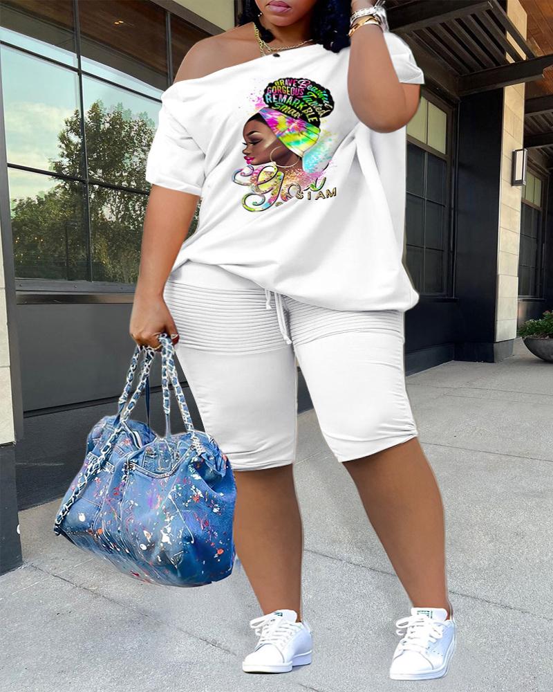 

Plus Size Figure Letter Print Skew Neck Top & Shorts Set, White