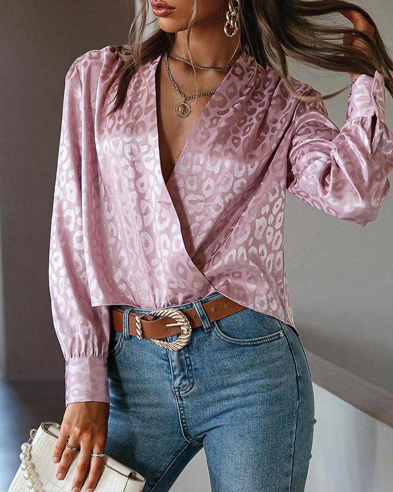 

V Neck Long Sleeve Cheetah Print Top, Pink