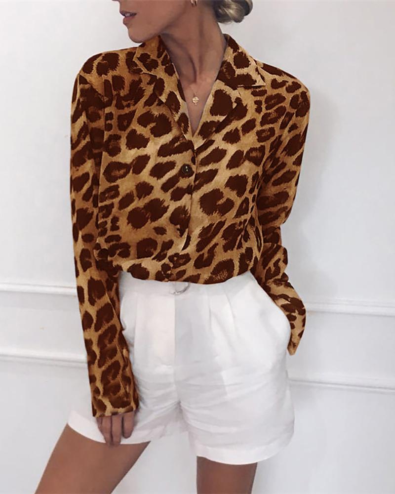 Blusa de gasa de manga larga con estampado de leopardo