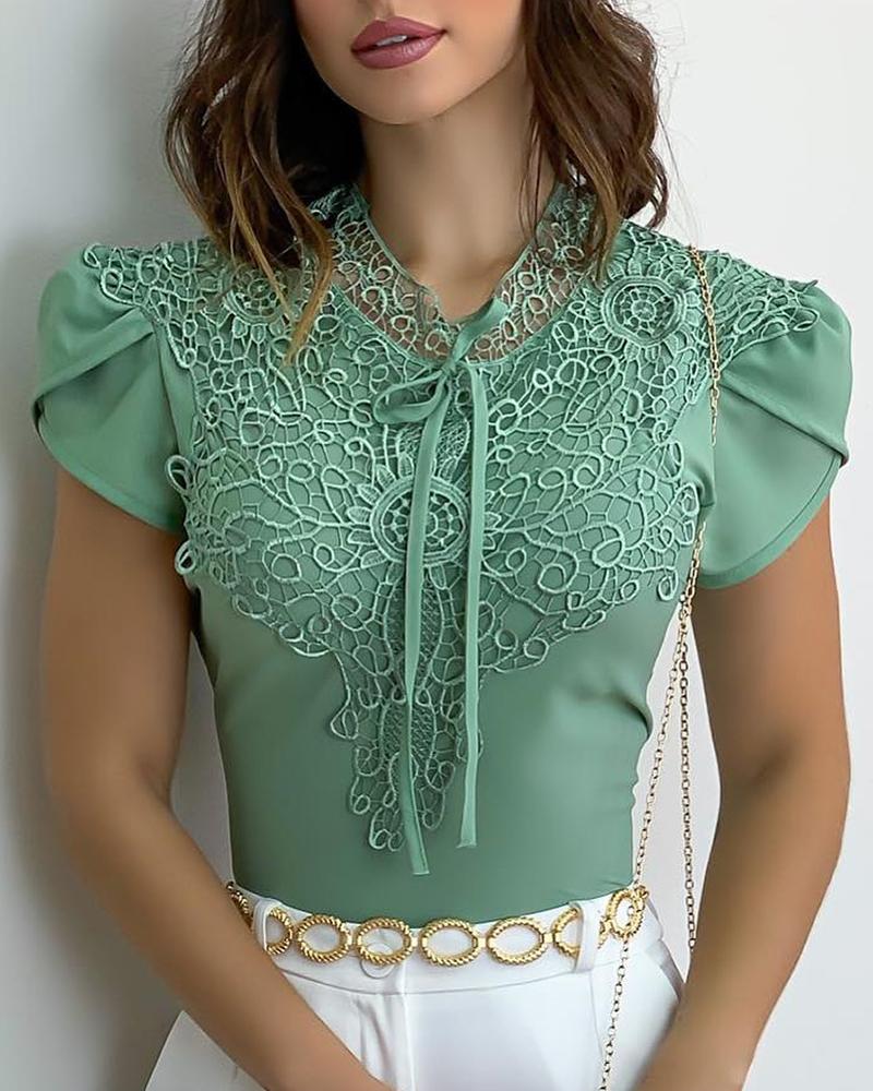 

Puff Sleeve Lace Patch Casual Top, Green