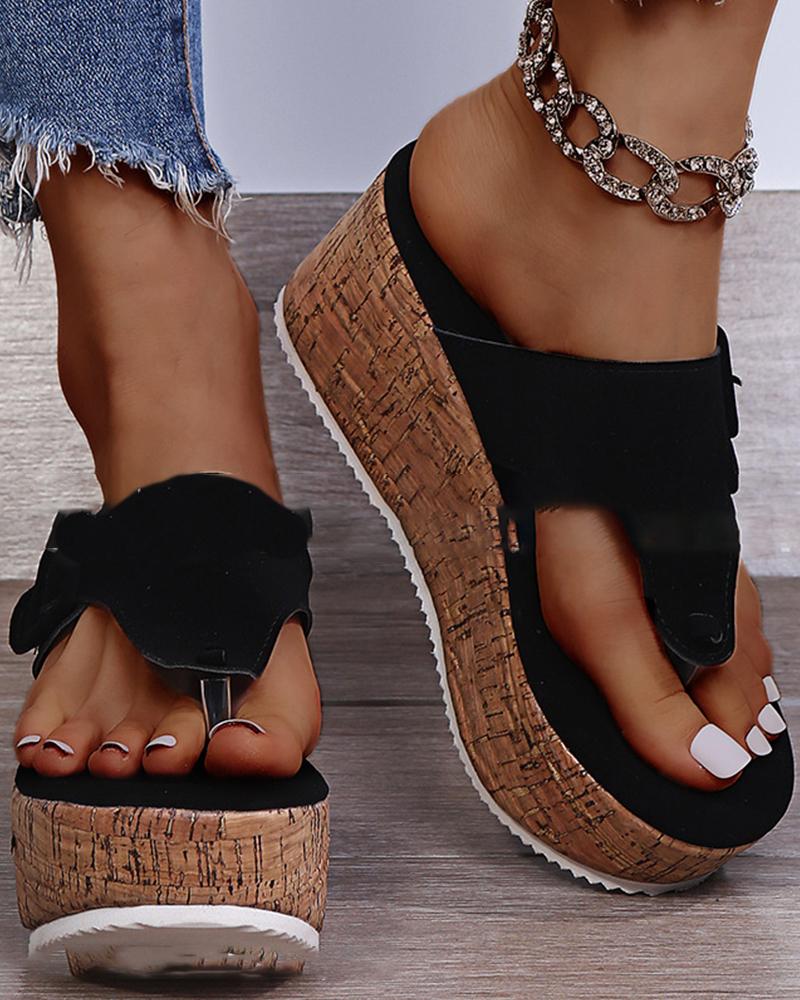 

Round-toe Solid Color Toe Post Platform Slippers, Black