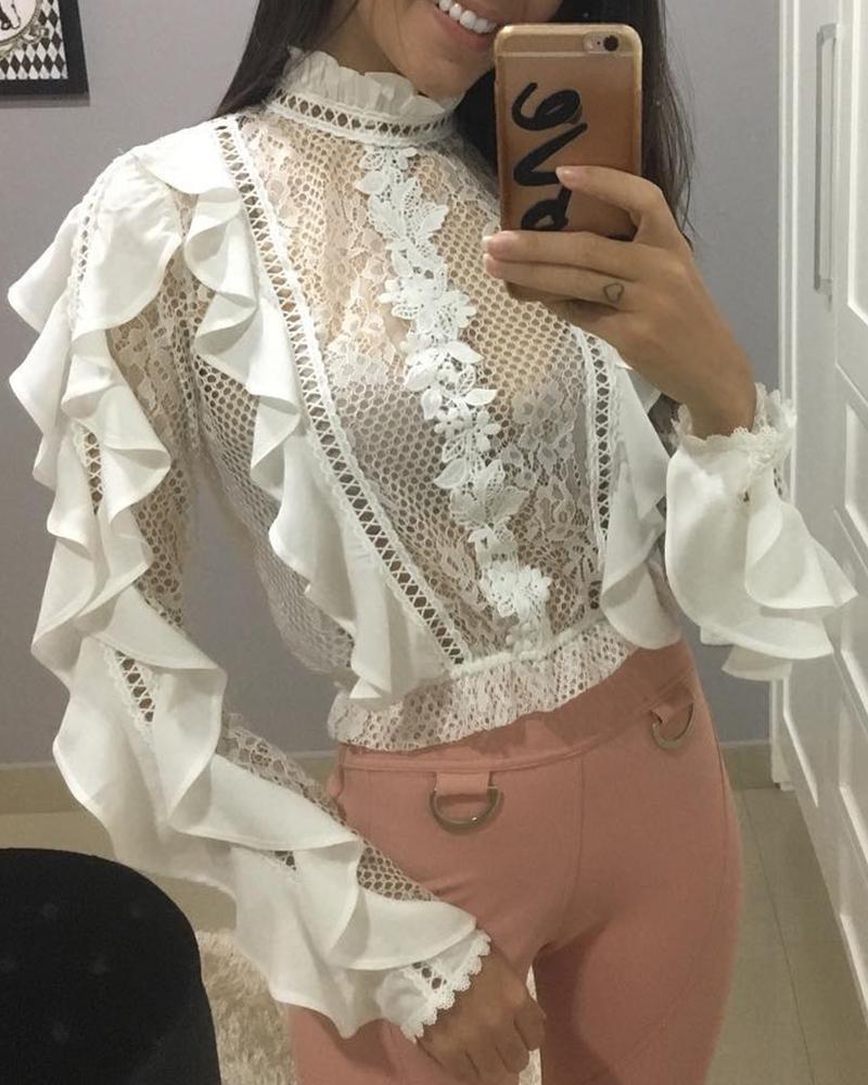 

Hollow Out Lace Ruffles Trim Blouse, White